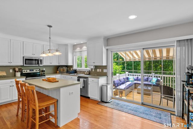 9 Summer Wind, Cromwell, CT 06416
