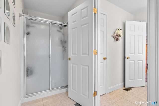 9 Summer Wind, Cromwell, CT 06416