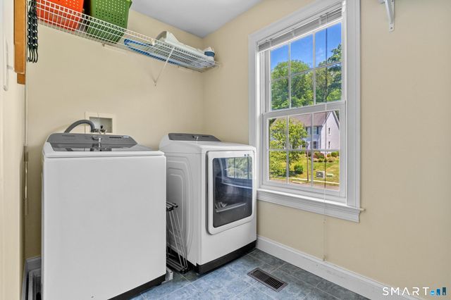 9 Summer Wind, Cromwell, CT 06416