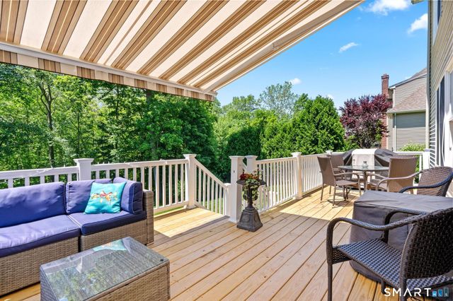 9 Summer Wind, Cromwell, CT 06416