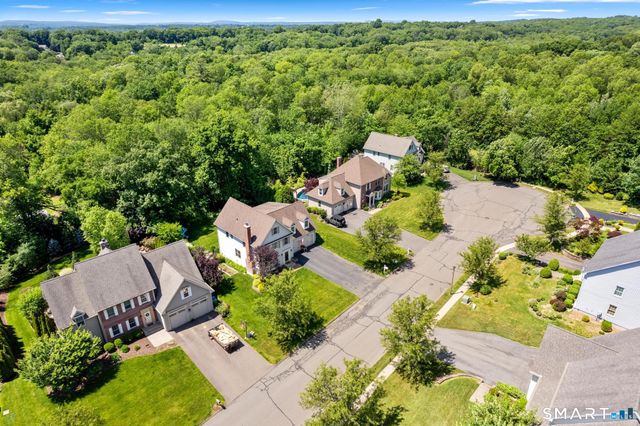 9 Summer Wind, Cromwell, CT 06416