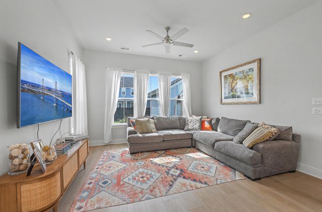 225 Witherspoon Street, Summerville, SC 29486