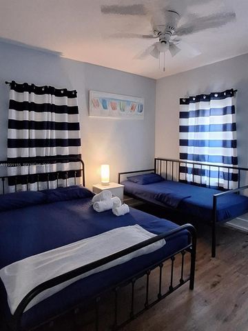 1535 SW 2nd St, Miami, FL 33135