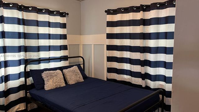 1535 SW 2nd St, Miami, FL 33135