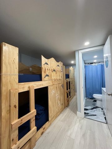 1535 SW 2nd St, Miami, FL 33135