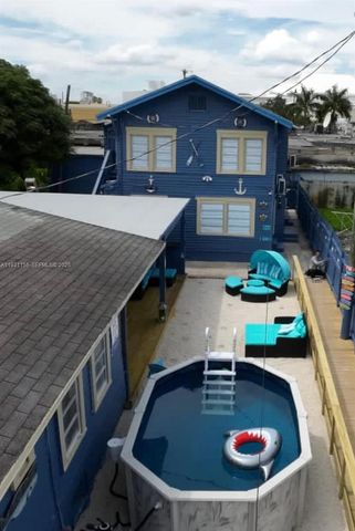 1535 SW 2nd St, Miami, FL 33135