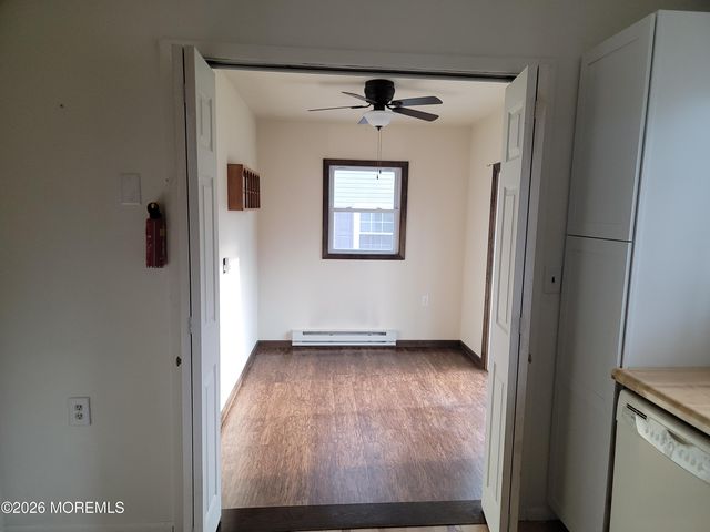 31 Chelsea Drive, Whiting, NJ 08759