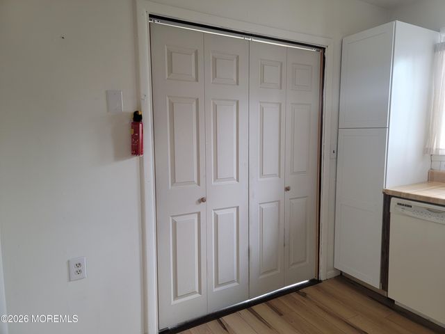 31 Chelsea Drive, Whiting, NJ 08759