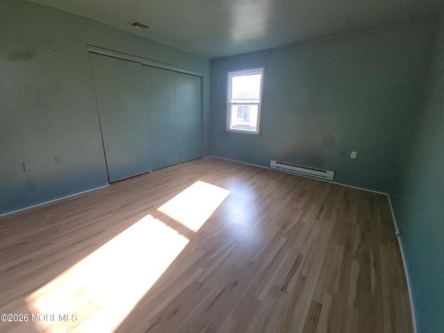 31 Chelsea Drive, Whiting, NJ 08759