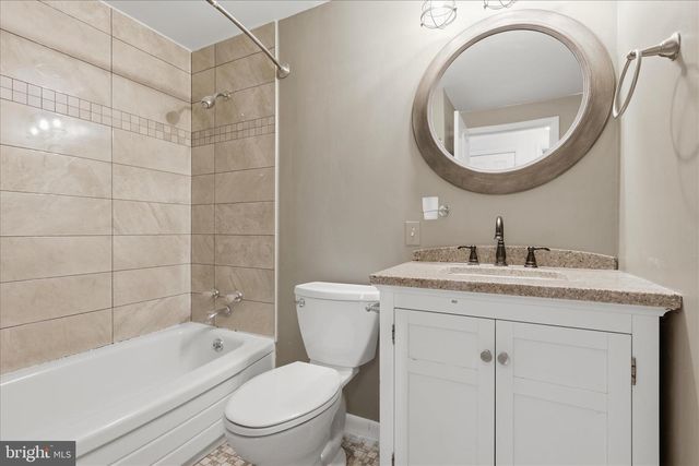 294 PINOAK DR, Frederick, MD 21701