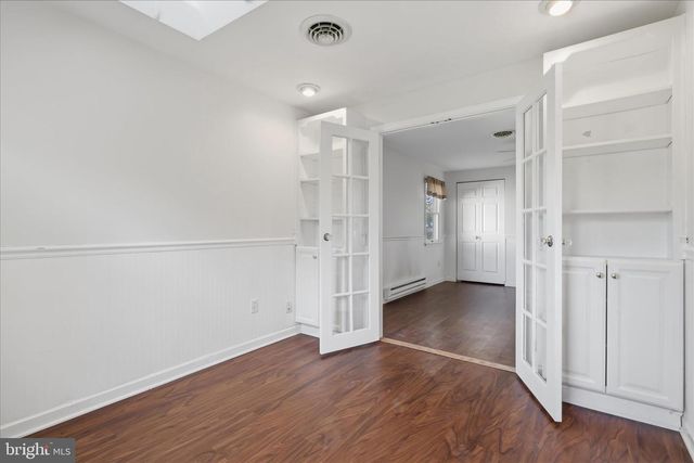 294 PINOAK DR, Frederick, MD 21701