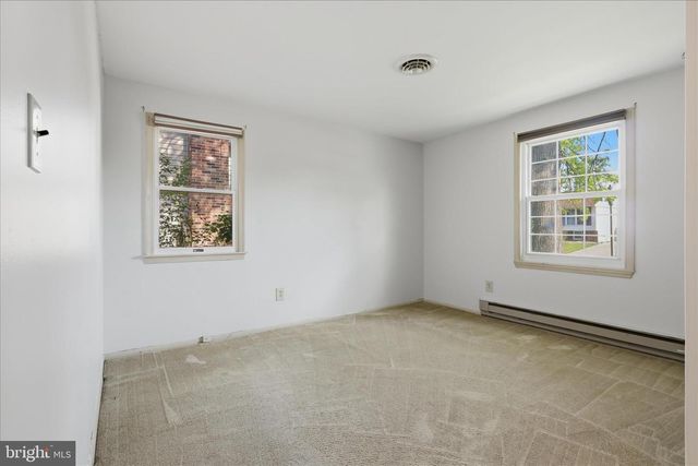 294 PINOAK DR, Frederick, MD 21701