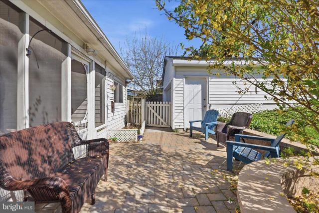 294 PINOAK DR, Frederick, MD 21701