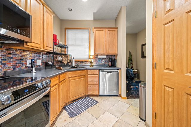 4570 Blaylock Way 4202, Inver Grove Heights, MN 55076