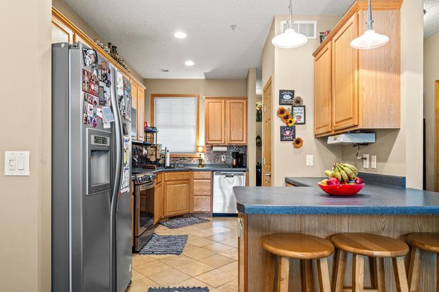 4570 Blaylock Way 4202, Inver Grove Heights, MN 55076