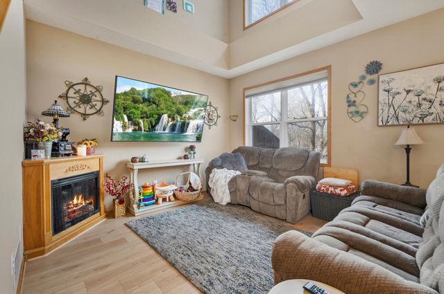 4570 Blaylock Way 4202, Inver Grove Heights, MN 55076