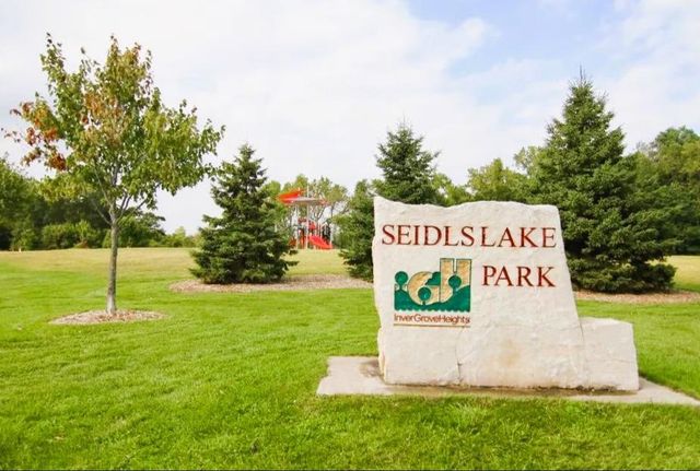 4570 Blaylock Way 4202, Inver Grove Heights, MN 55076