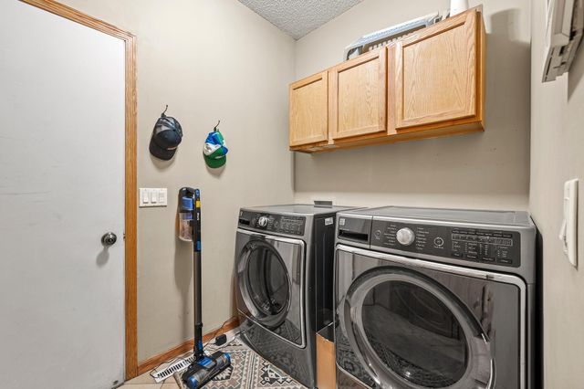 4570 Blaylock Way 4202, Inver Grove Heights, MN 55076