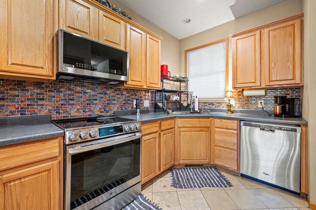 4570 Blaylock Way 4202, Inver Grove Heights, MN 55076