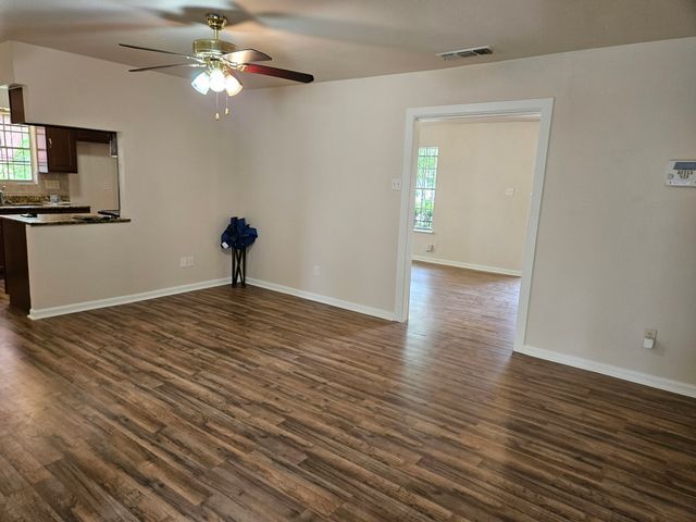 9610 Jennie Lee Lane, Dallas, TX 75227