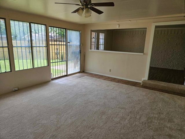 9610 Jennie Lee Lane, Dallas, TX 75227