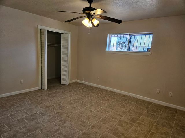 9610 Jennie Lee Lane, Dallas, TX 75227