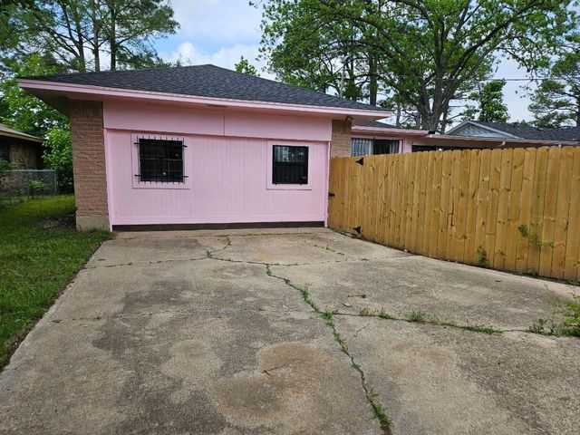 9610 Jennie Lee Lane, Dallas, TX 75227