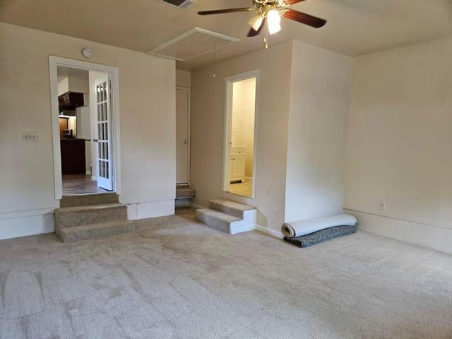 9610 Jennie Lee Lane, Dallas, TX 75227