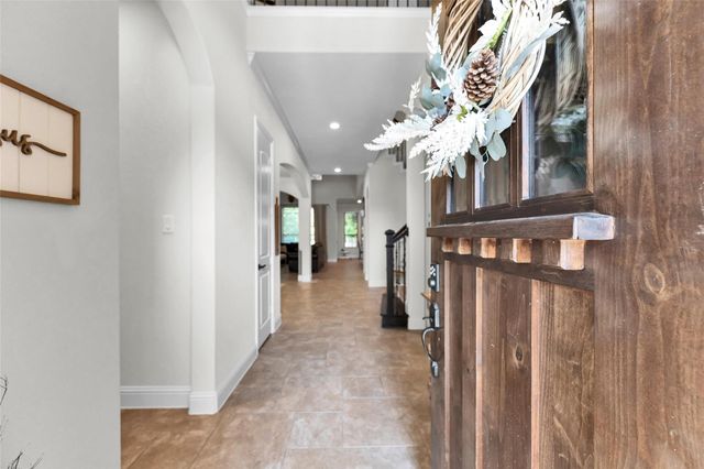 214 Reynosa Court, Pinehurst, TX 77362