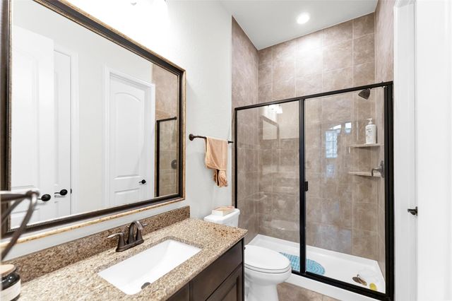 214 Reynosa Court, Pinehurst, TX 77362