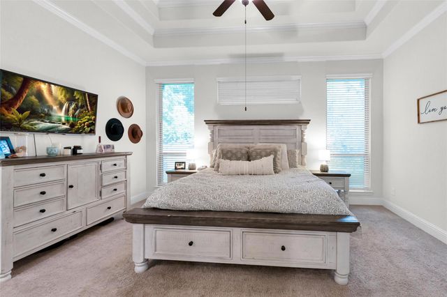 214 Reynosa Court, Pinehurst, TX 77362