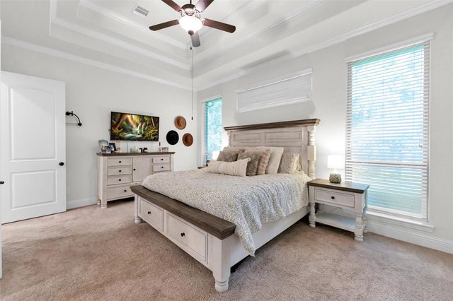 214 Reynosa Court, Pinehurst, TX 77362