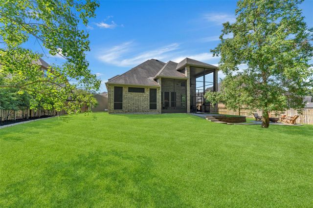 214 Reynosa Court, Pinehurst, TX 77362