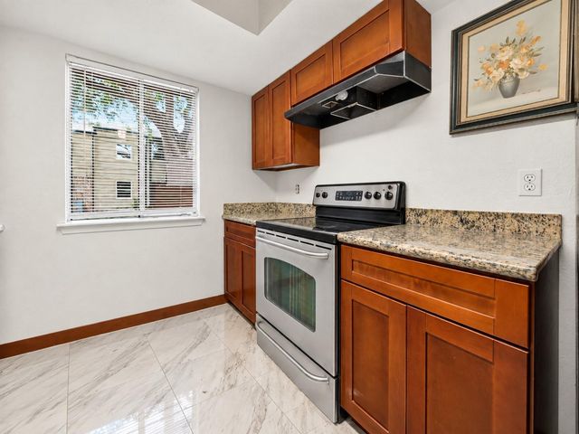 7016 S Dairy Ashford Road, Houston, TX 77072