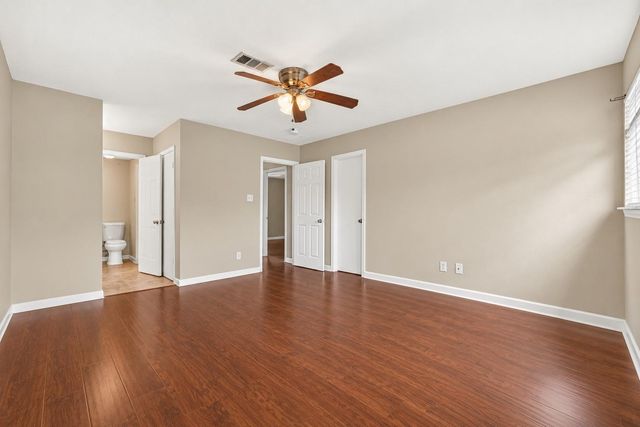 7016 S Dairy Ashford Road, Houston, TX 77072