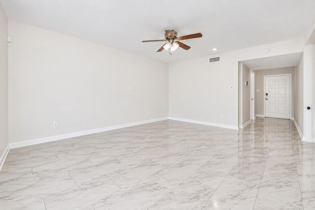 7016 S Dairy Ashford Road, Houston, TX 77072