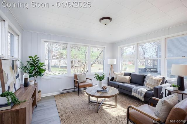 8283 Russell Street, Shelby Twp, MI 48317