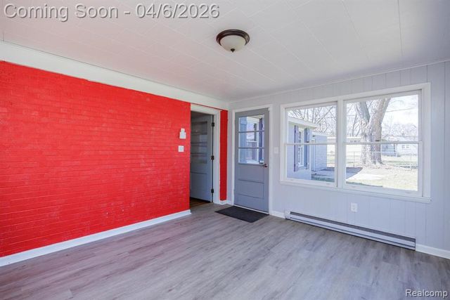 8283 Russell Street, Shelby Twp, MI 48317