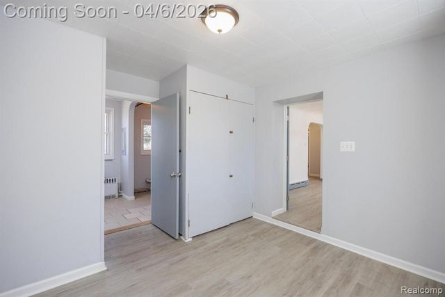 8283 Russell Street, Shelby Twp, MI 48317