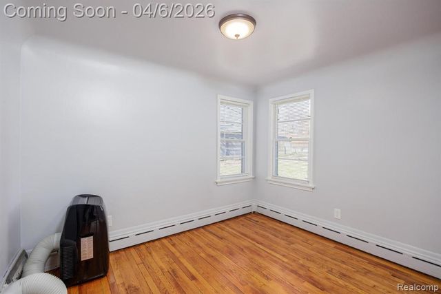 8283 Russell Street, Shelby Twp, MI 48317