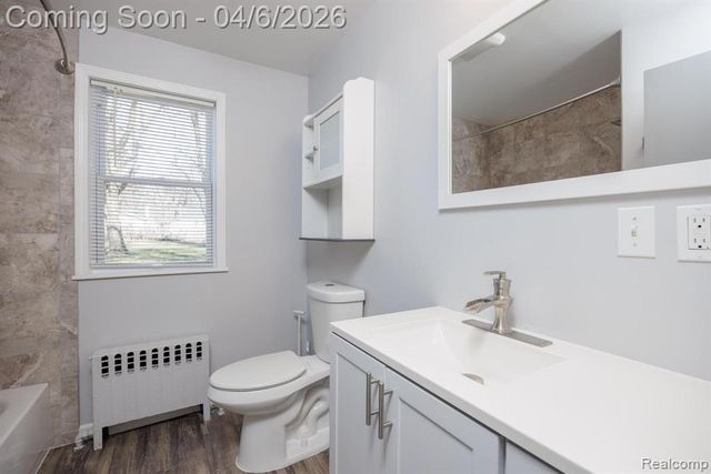 8283 Russell Street, Shelby Twp, MI 48317