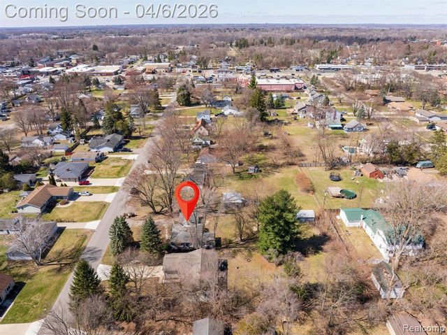 8283 Russell Street, Shelby Twp, MI 48317