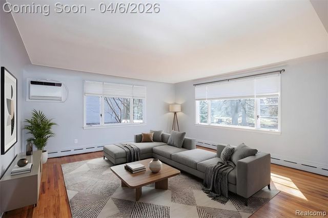 8283 Russell Street, Shelby Twp, MI 48317