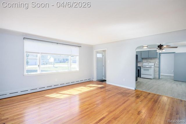 8283 Russell Street, Shelby Twp, MI 48317