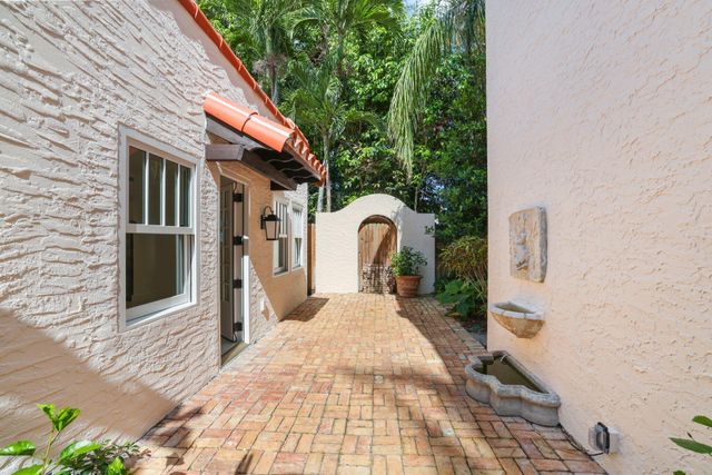 429 30th Street, West Palm Beach, FL 33407