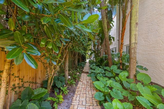429 30th Street, West Palm Beach, FL 33407