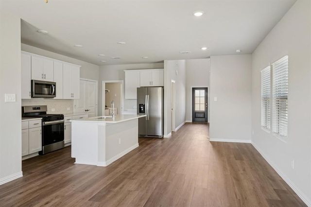 203 Greenbriar Drive, Princeton, TX 75071