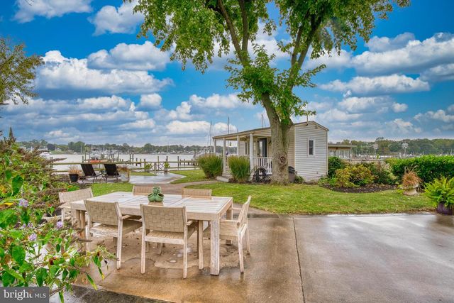 78 W KINGSTON PARK LN, Middle River, MD 21220