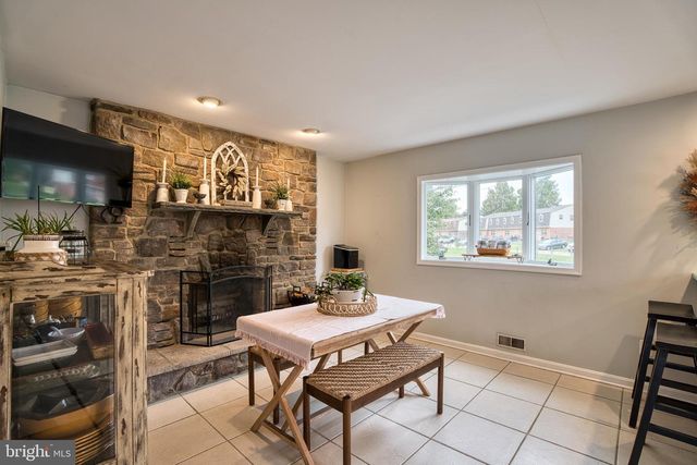 78 W KINGSTON PARK LN, Middle River, MD 21220