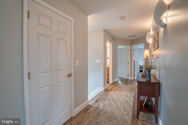 78 W KINGSTON PARK LN, Middle River, MD 21220